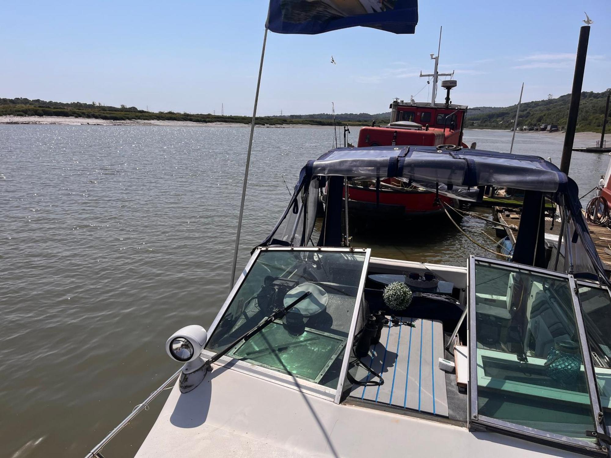 Floatsyerboat Hotel Cuxton Kültér fotó